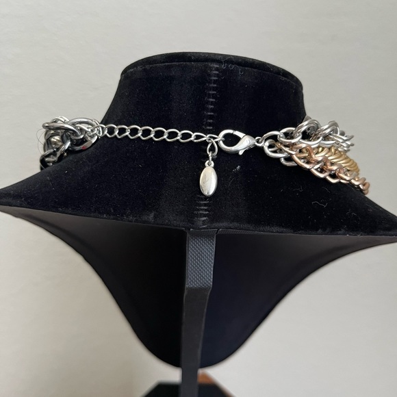 GUESS Rope Chain Multi color necklace - Picture 3 of 3